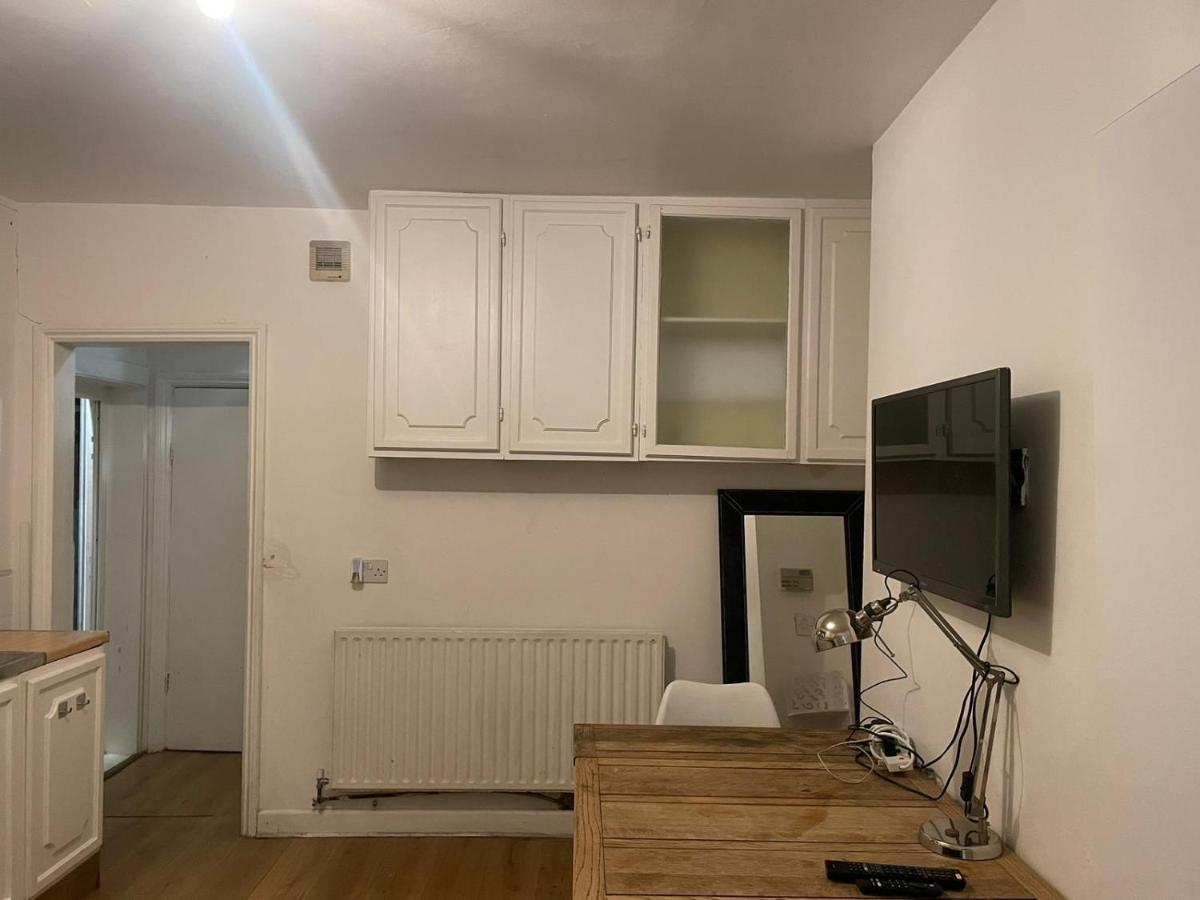 Balham, South London Spacious Guest House 5, 6 Rooms Available Exterior foto